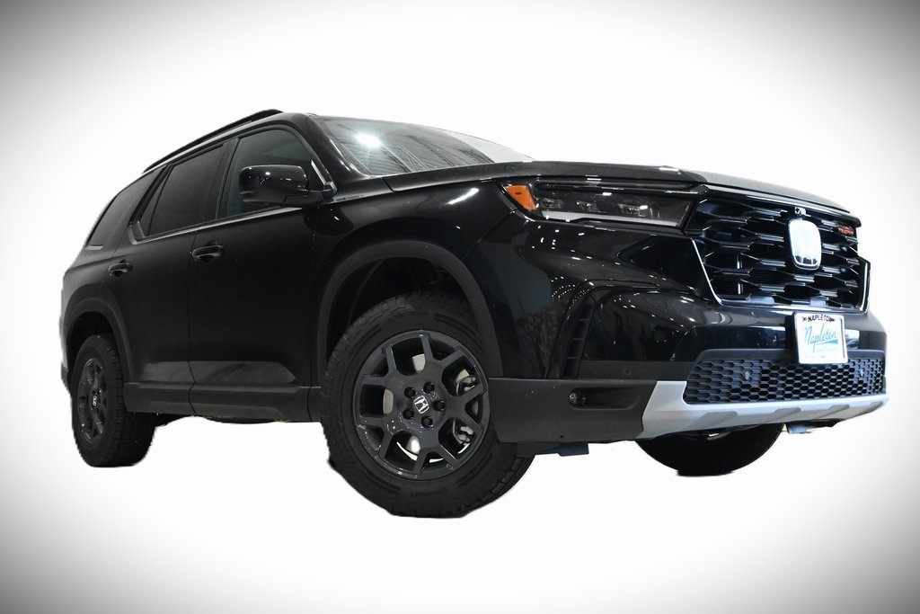 2025 Honda Pilot TrailSport 1