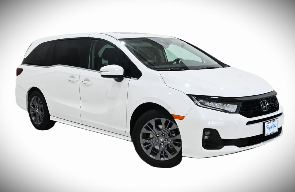 2025 Honda Odyssey Touring 1