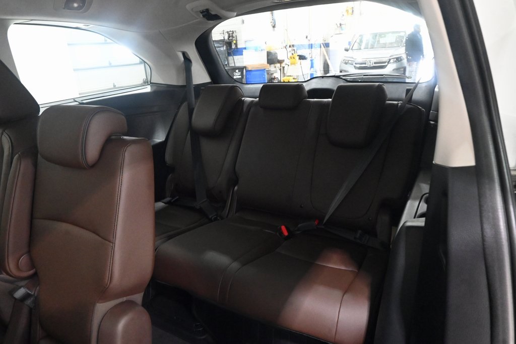 2025 Honda Odyssey Touring 29