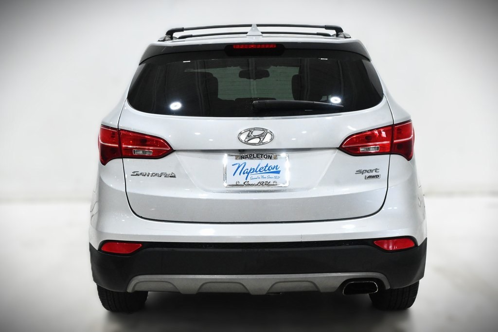 2016 Hyundai Santa Fe Sport 2.4 Base 4