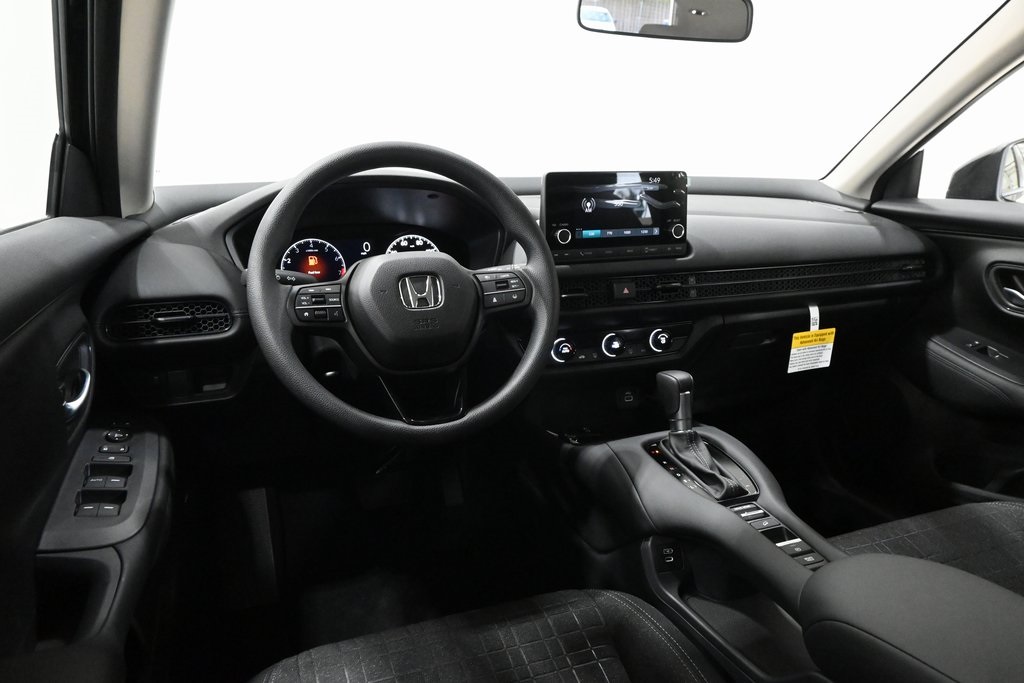 2025 Honda HR-V LX 7