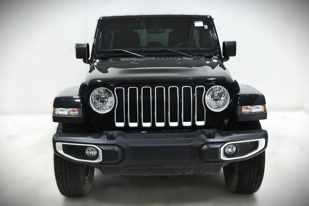 2022 Jeep Wrangler Unlimited Sahara 2