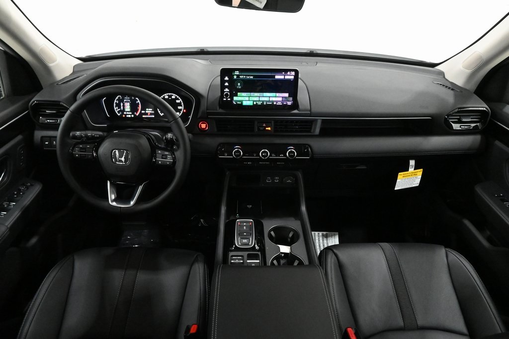 2025 Honda Pilot EX-L 6