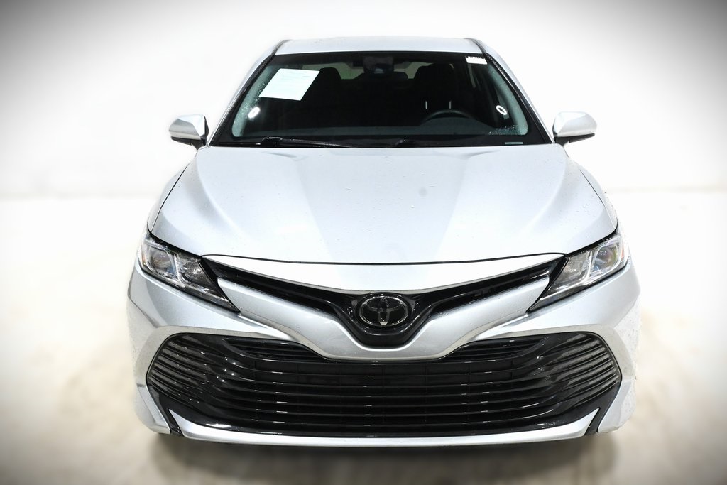 2019 Toyota Camry LE 2