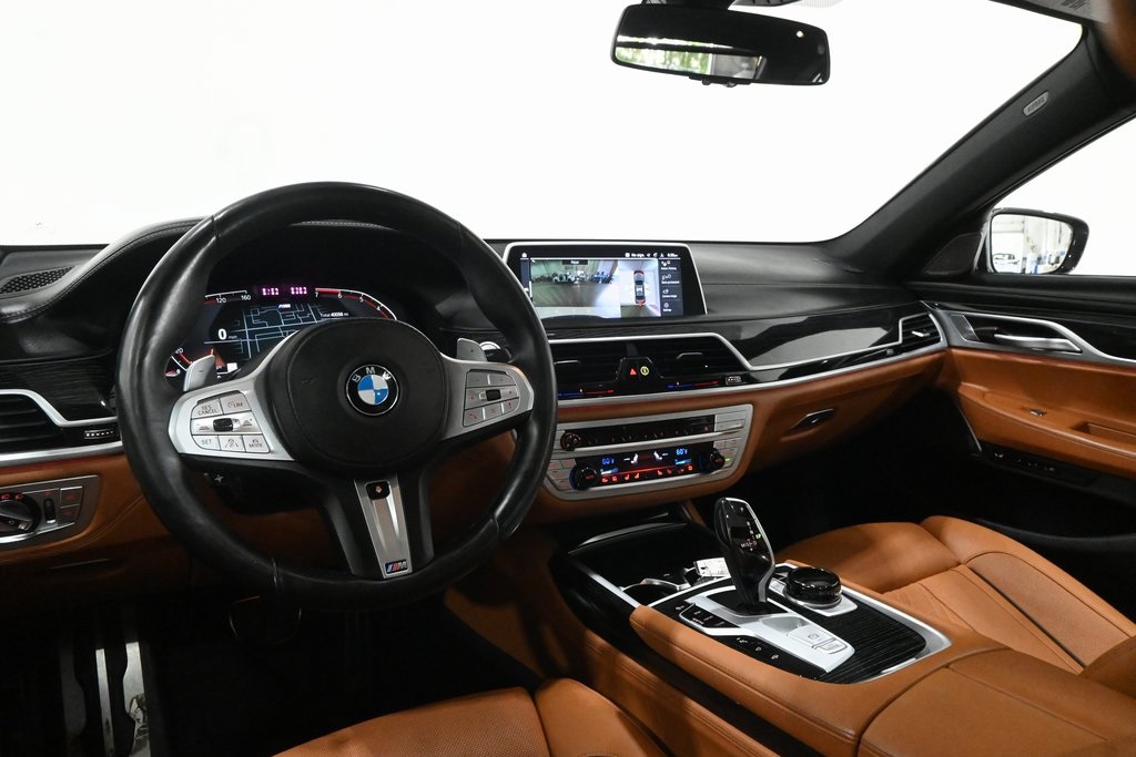 2022 BMW 7 Series 750i xDrive 9