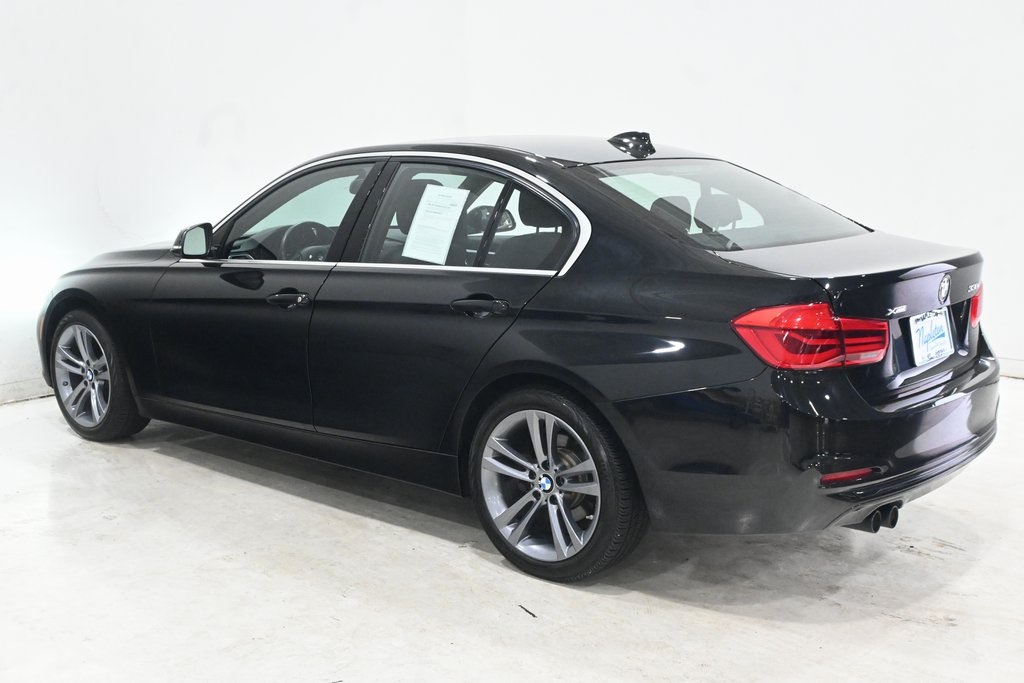 2018 BMW 3 Series 330i xDrive 3