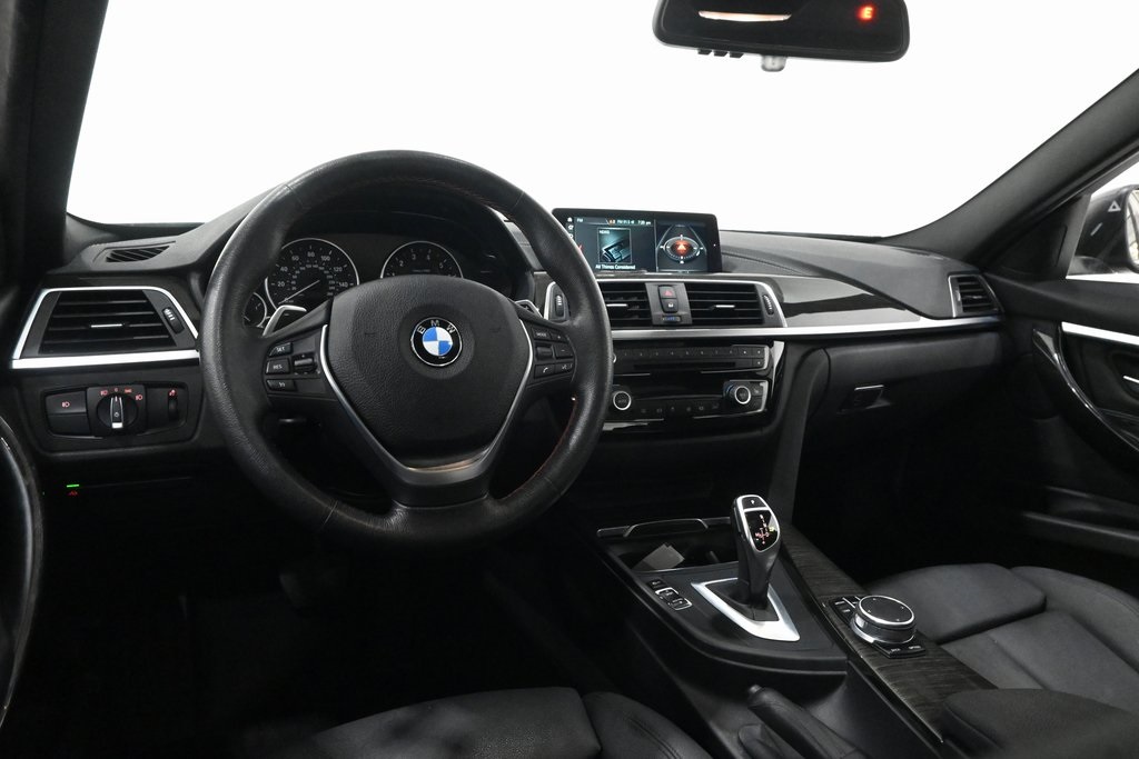 2018 BMW 3 Series 330i xDrive 7