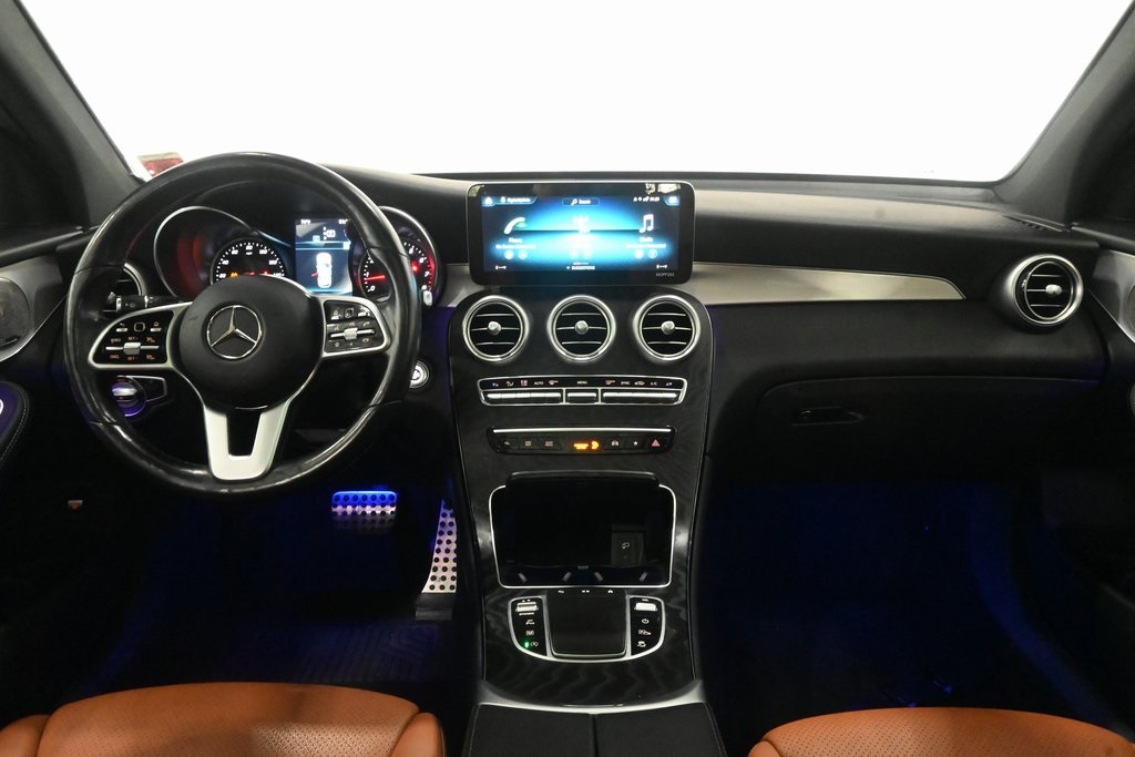 2021 Mercedes-Benz GLC GLC 300 7