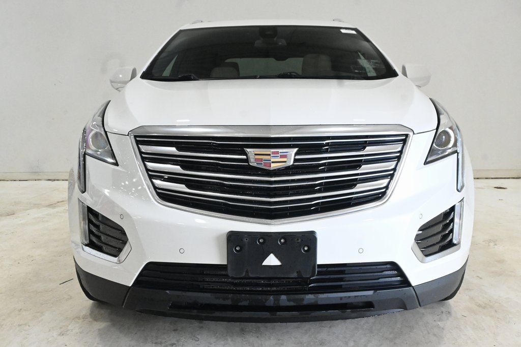 2019 Cadillac XT5 Luxury 2