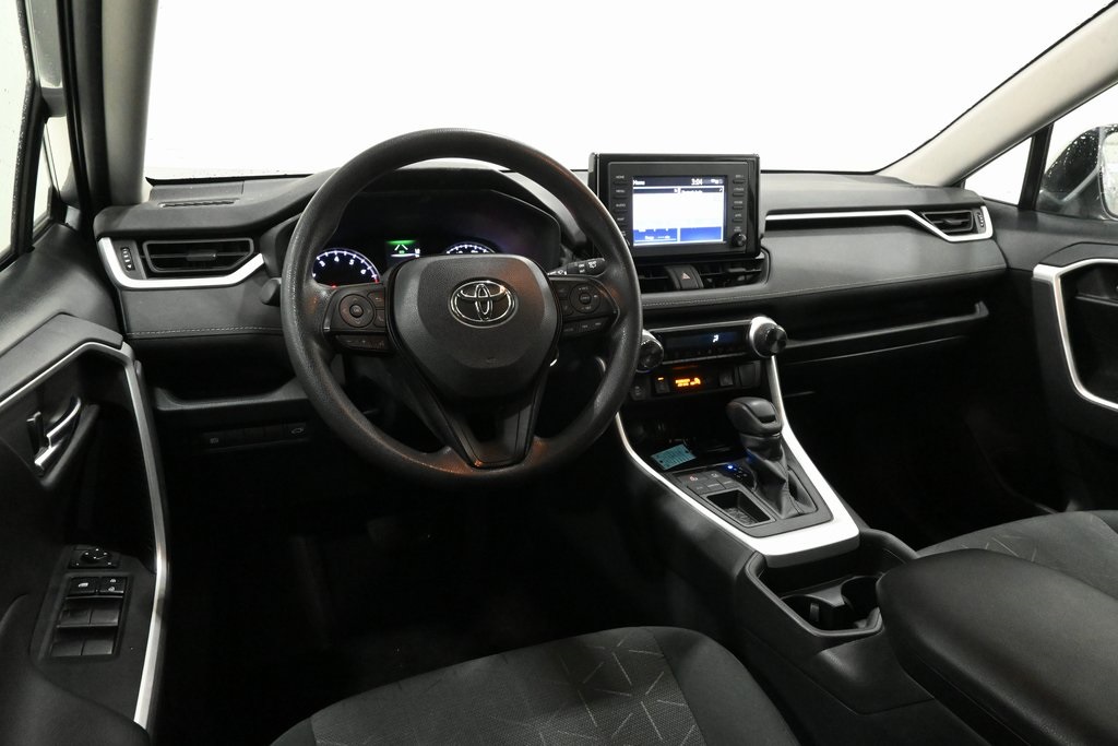 2019 Toyota RAV4 XLE 7