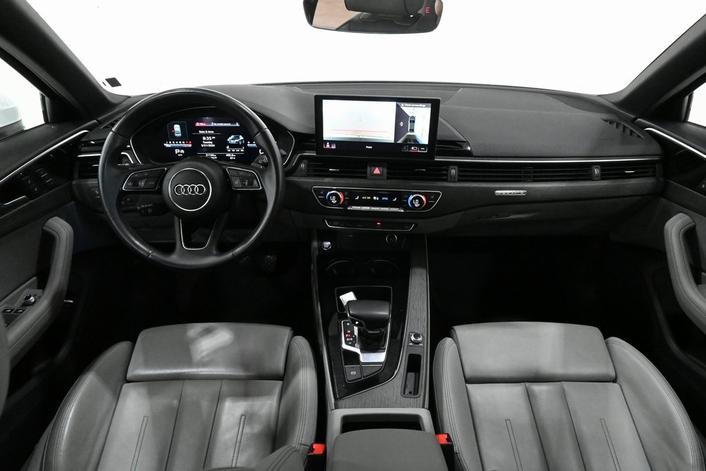 2022 Audi A4 45 S line Premium Plus 6