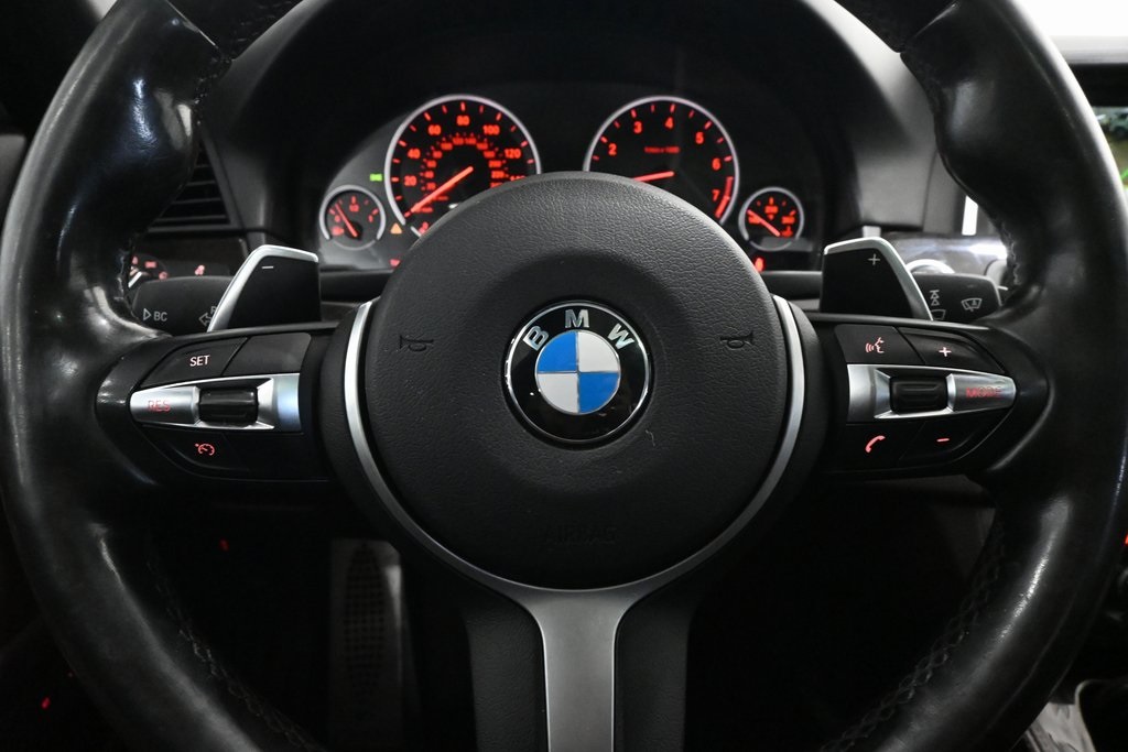 2016 BMW 5 Series 550i 9
