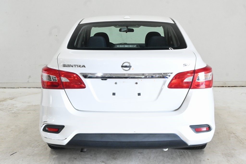 2016 Nissan Sentra SV 4