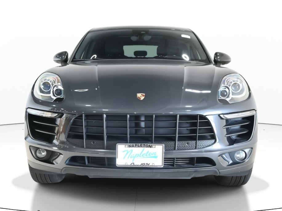 2018 Porsche Macan Base 2