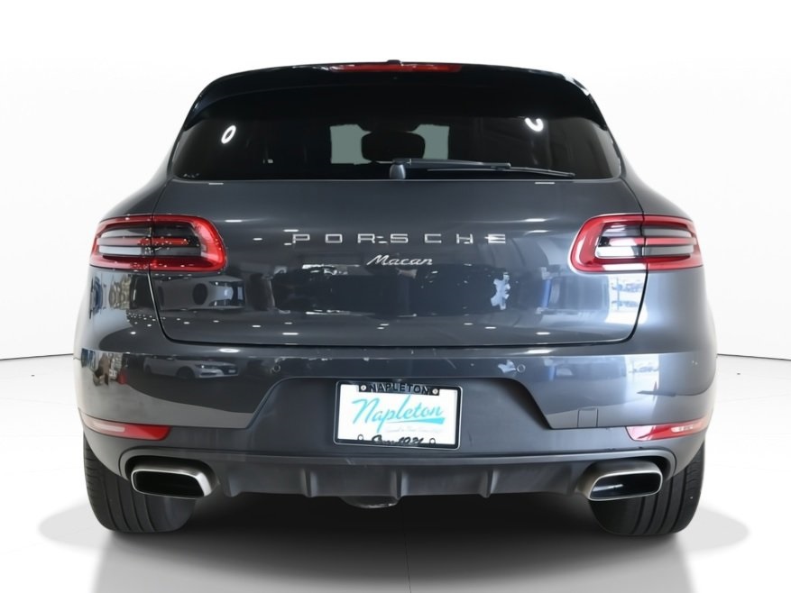 2018 Porsche Macan Base 4