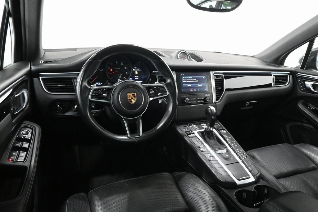 2018 Porsche Macan Base 7