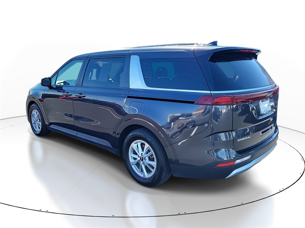 2023 Kia Carnival LX 5