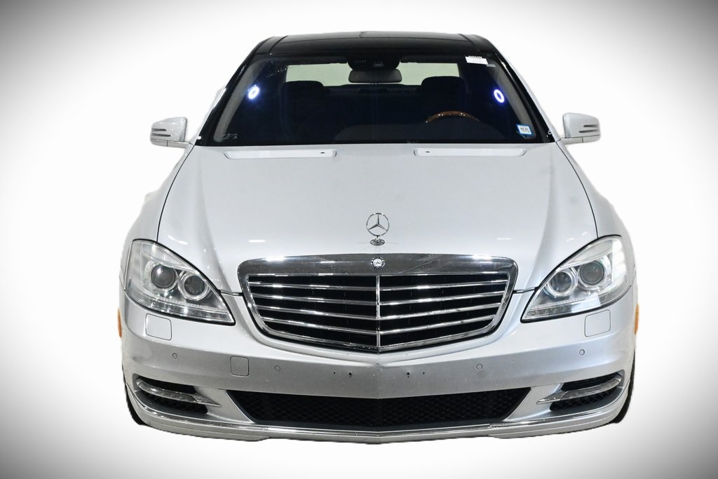 2012 Mercedes-Benz S-Class S 550 3