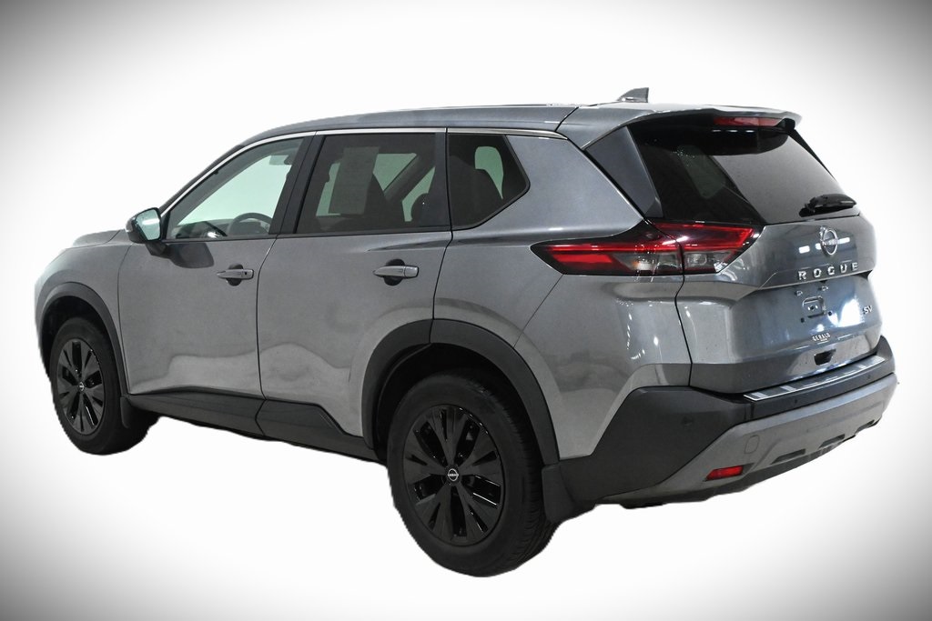 2023 Nissan Rogue SV 4