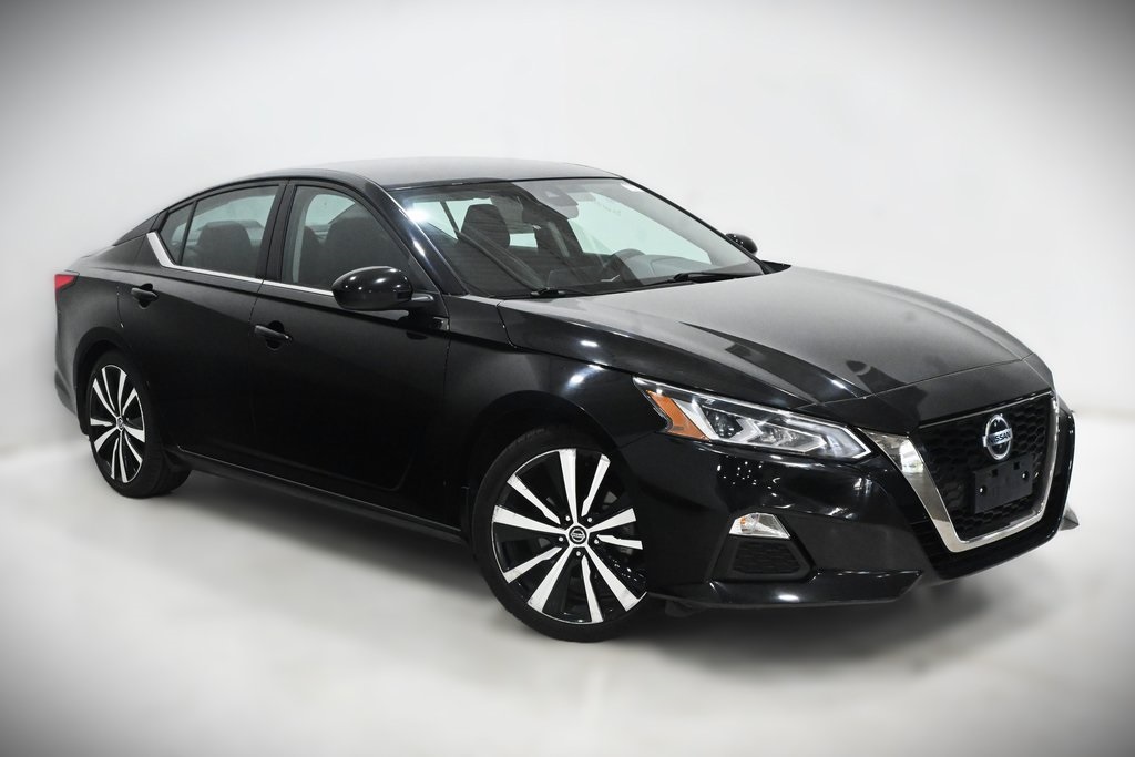 2022 Nissan Altima 2.5 SR 1