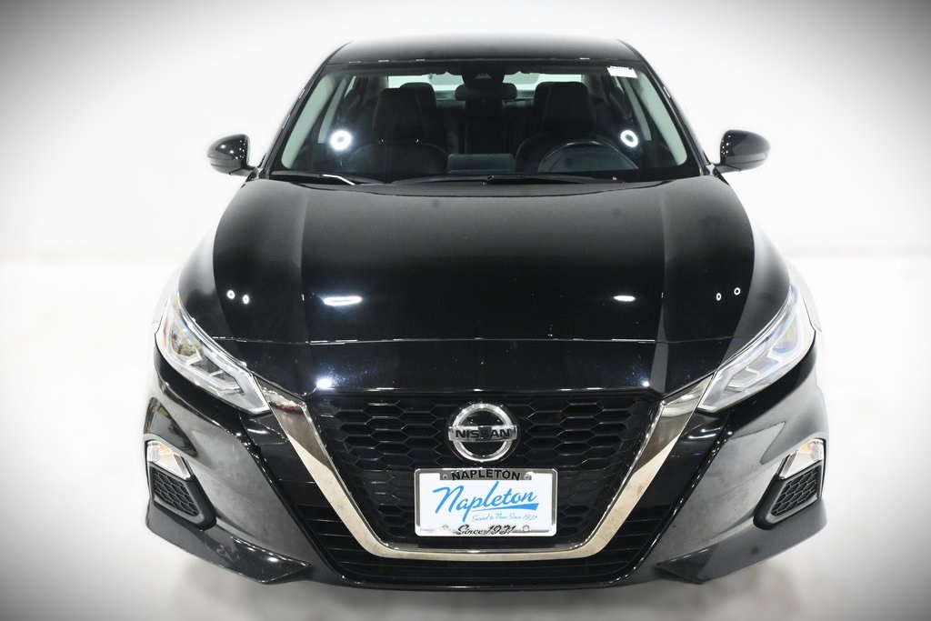 2022 Nissan Altima 2.5 SR 3