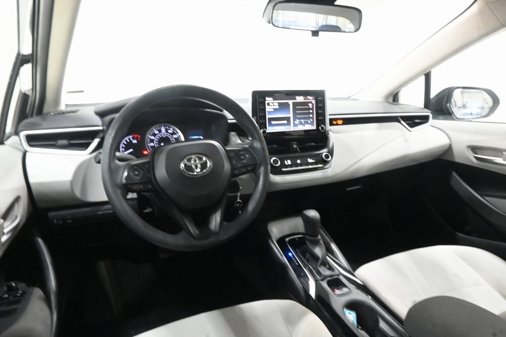 2021 Toyota Corolla LE 8