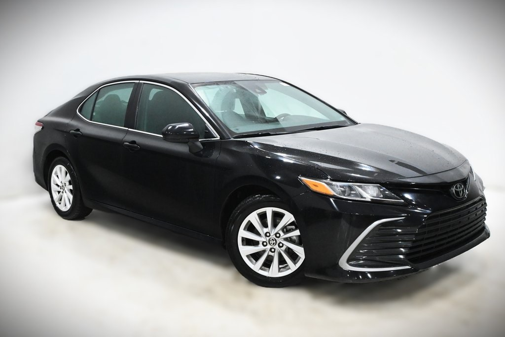 2023 Toyota Camry LE 1