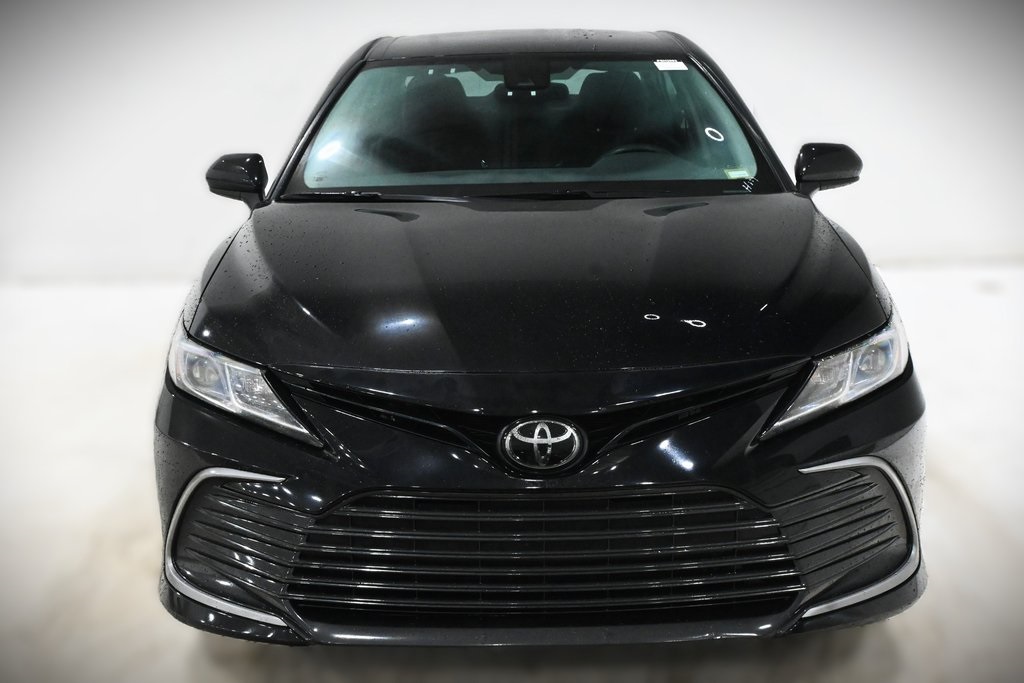 2023 Toyota Camry LE 3