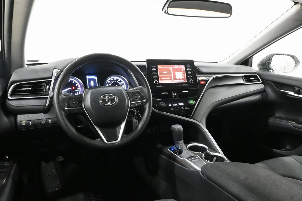 2023 Toyota Camry LE 8