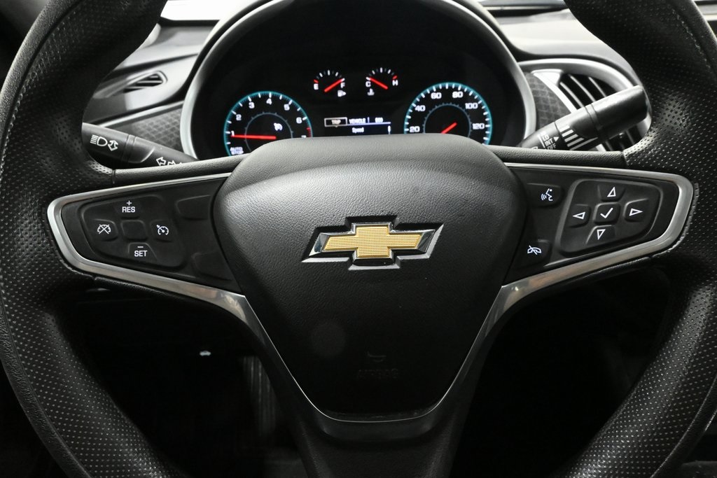 2022 Chevrolet Malibu LT 9