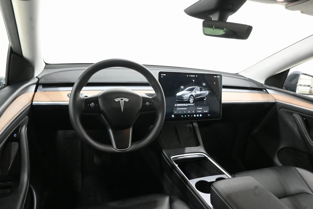 2023 Tesla Model Y Long Range 8