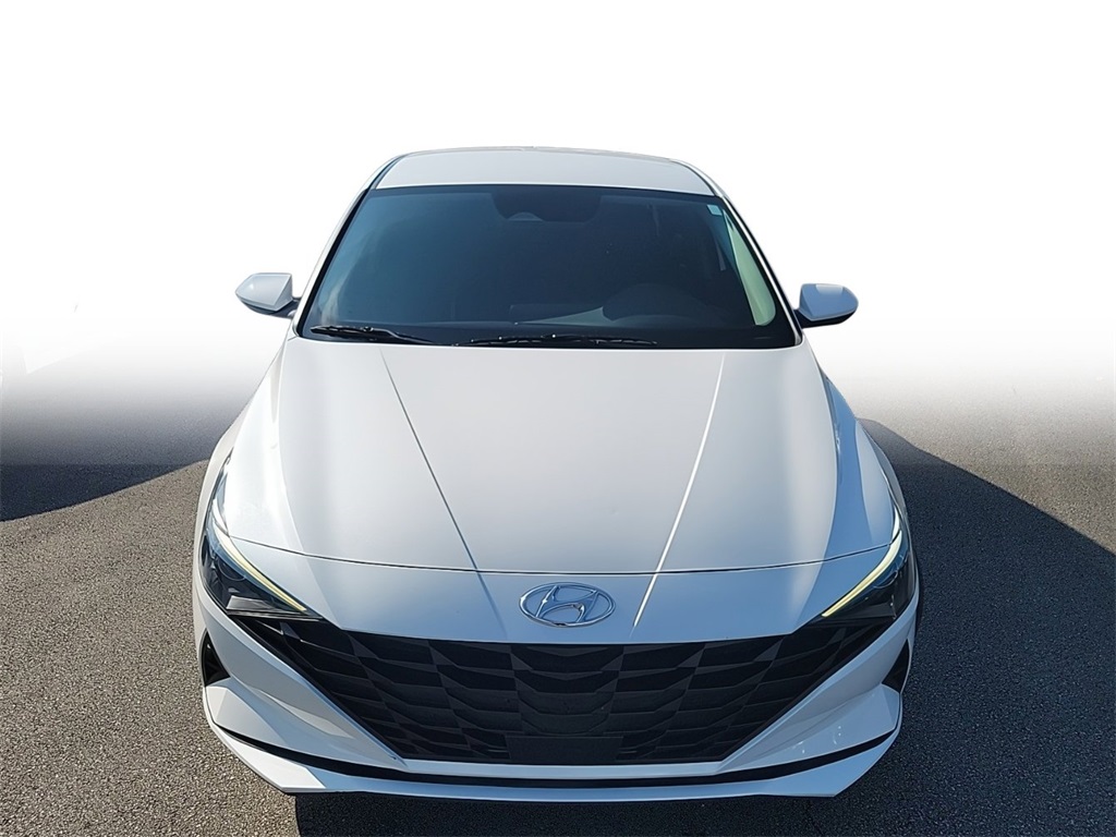 2023 Hyundai Elantra SEL 2