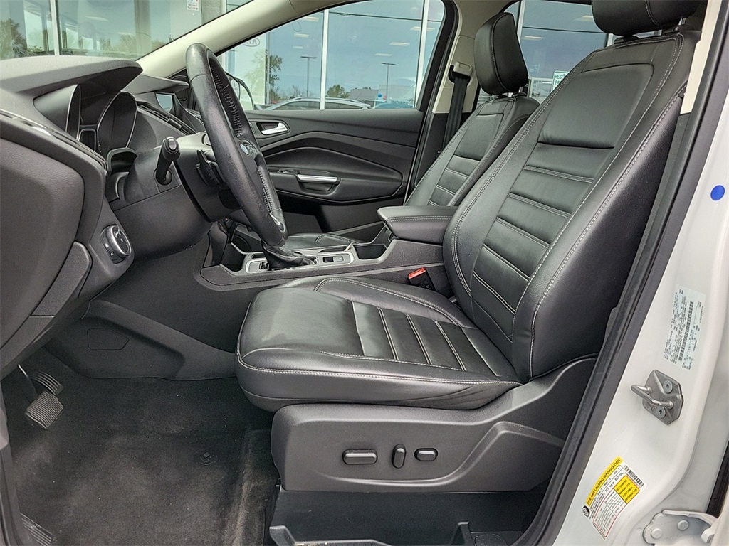 2018 Ford Escape Titanium 11