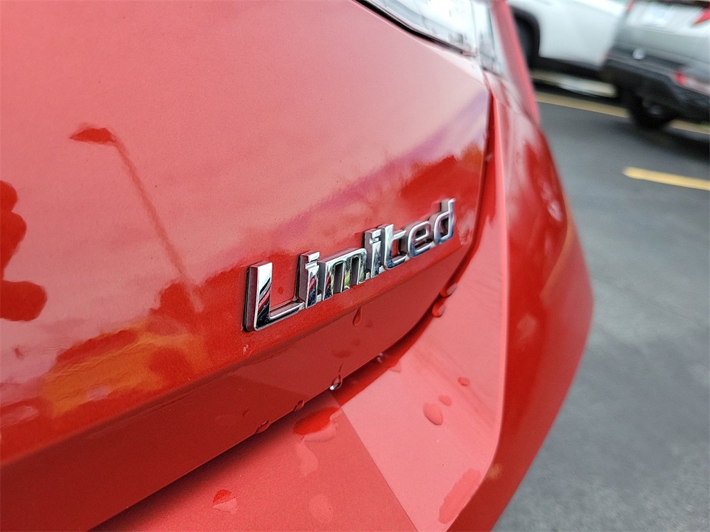 2022 Hyundai Elantra Limited 8