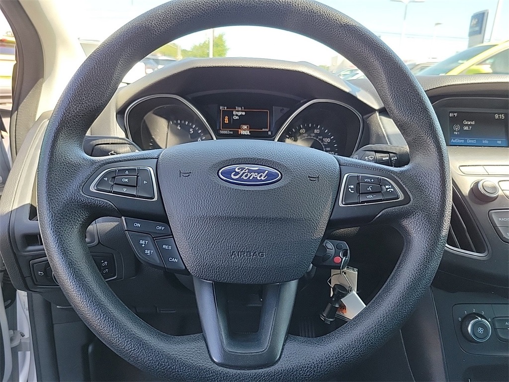 2018 Ford Focus SE 15
