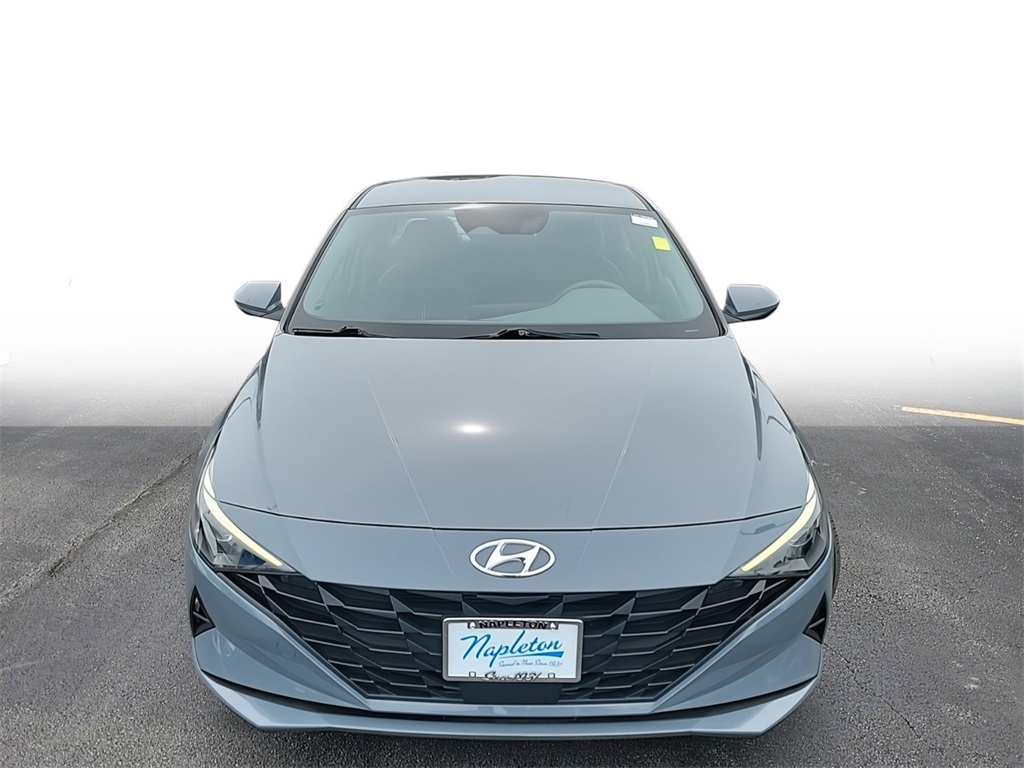 2022 Hyundai Elantra SEL 2