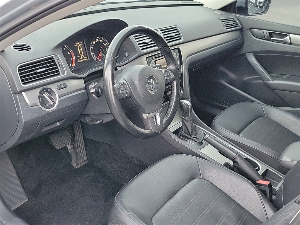 2015 Volkswagen Passat  10