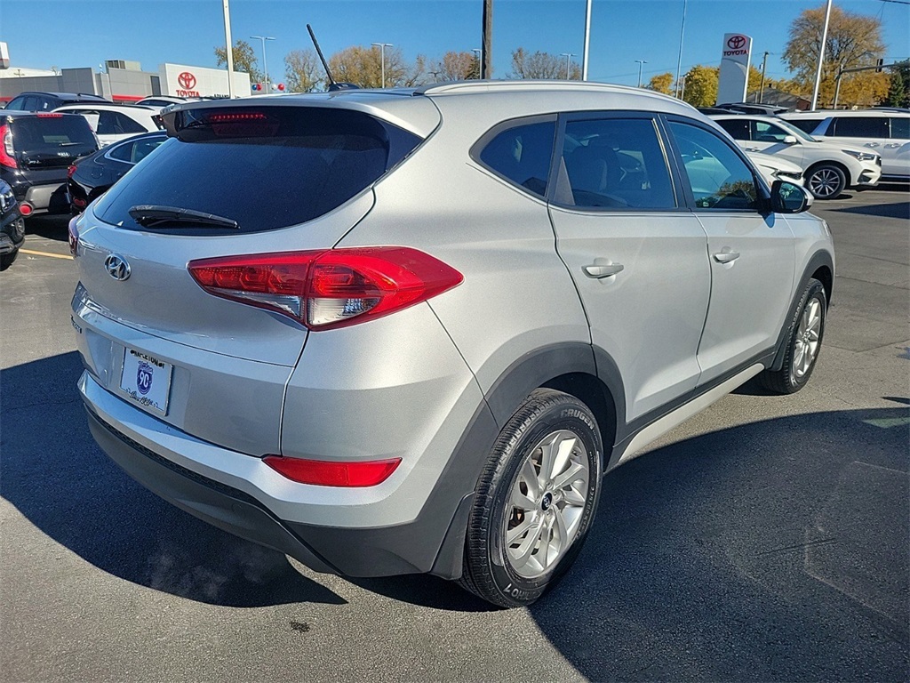 2017 Hyundai Tucson SE 6