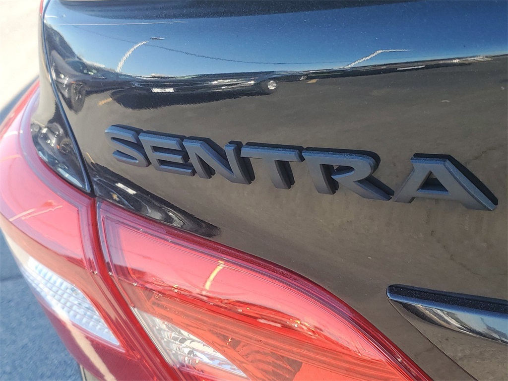 2018 Nissan Sentra SR 8