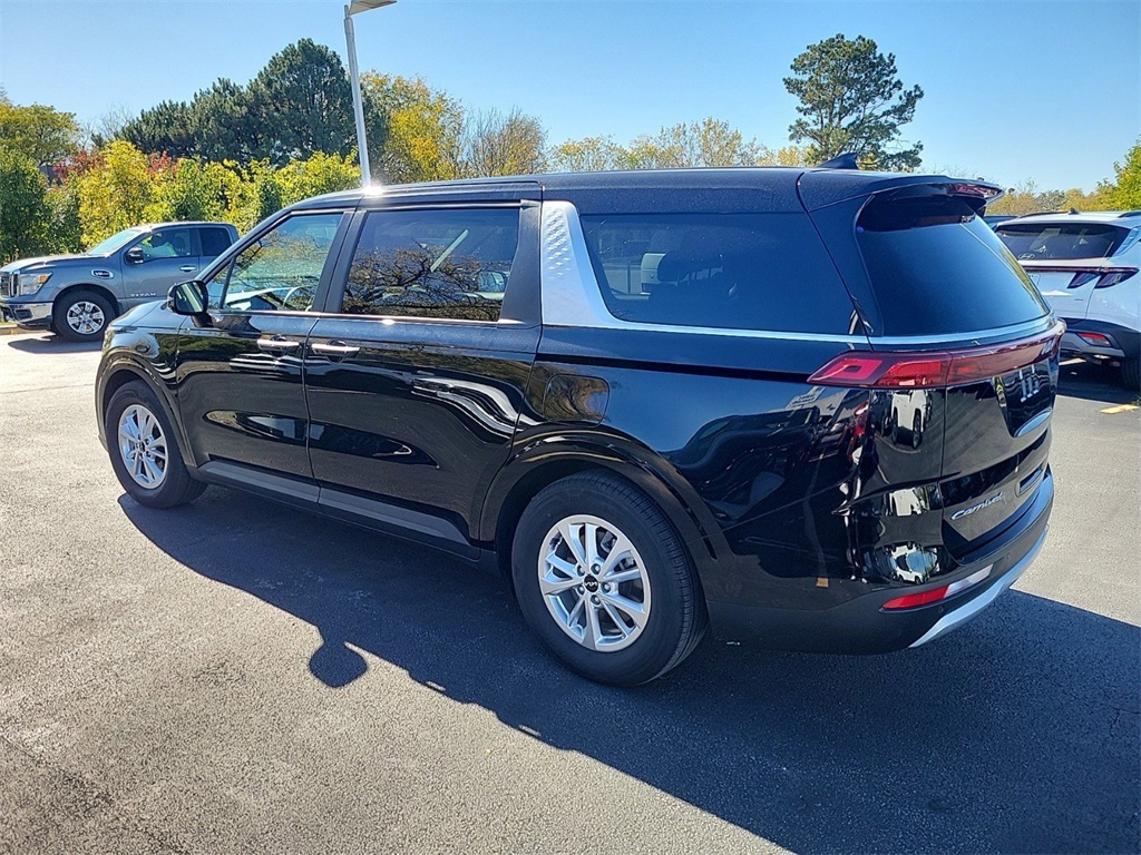 2022 Kia Carnival LXS 5