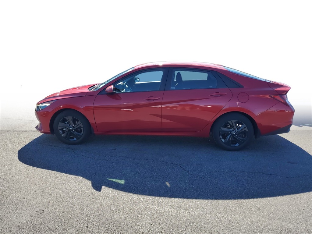 2022 Hyundai Elantra SEL 4