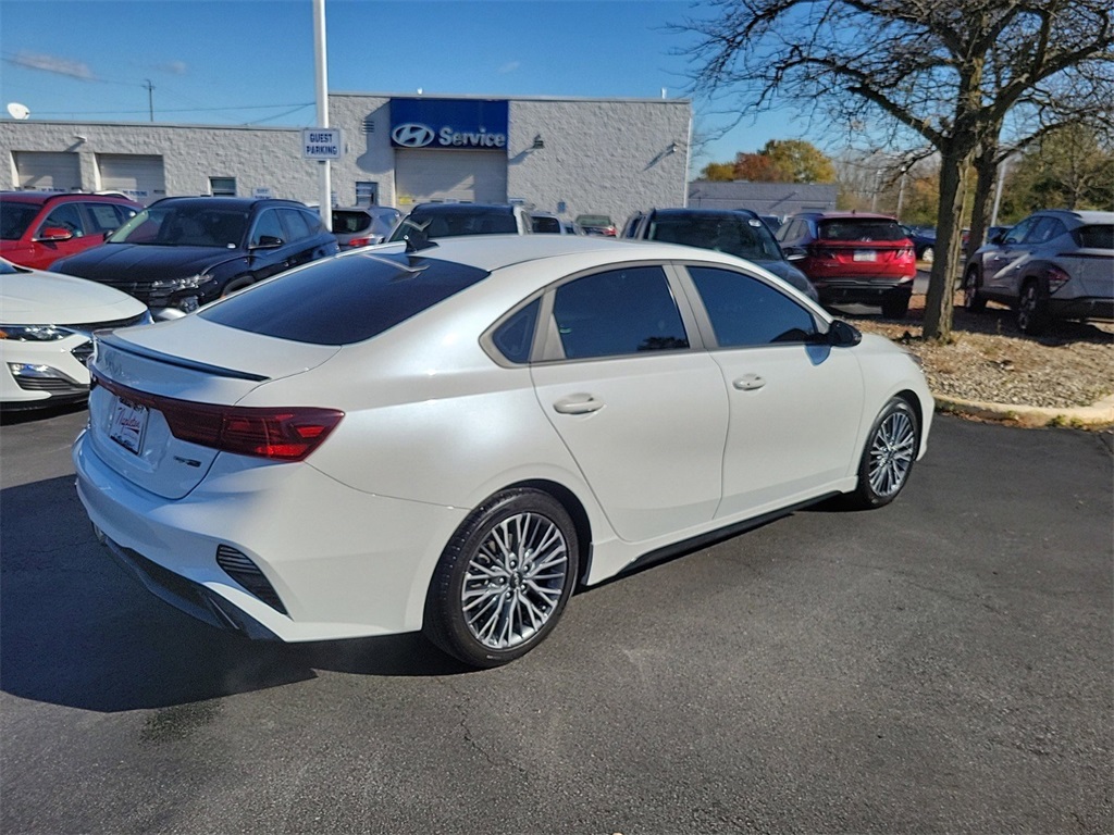 2022 Kia Forte GT-Line 6