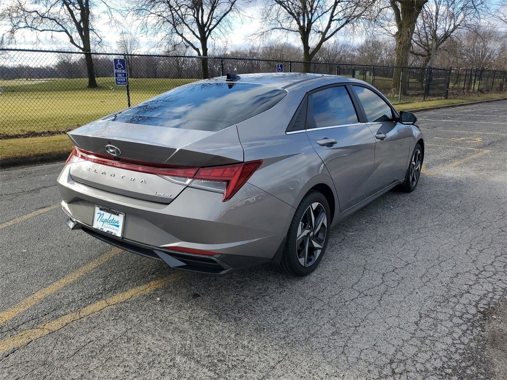 2023 Hyundai Elantra Limited 6