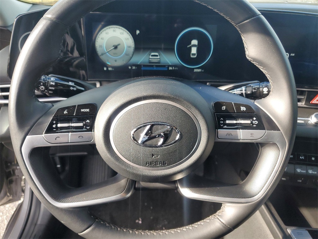 2023 Hyundai Elantra Limited 14