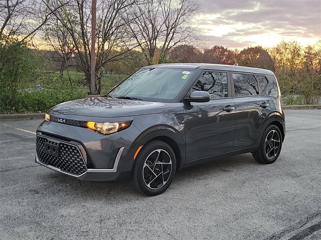 2023 Kia Soul EX 3