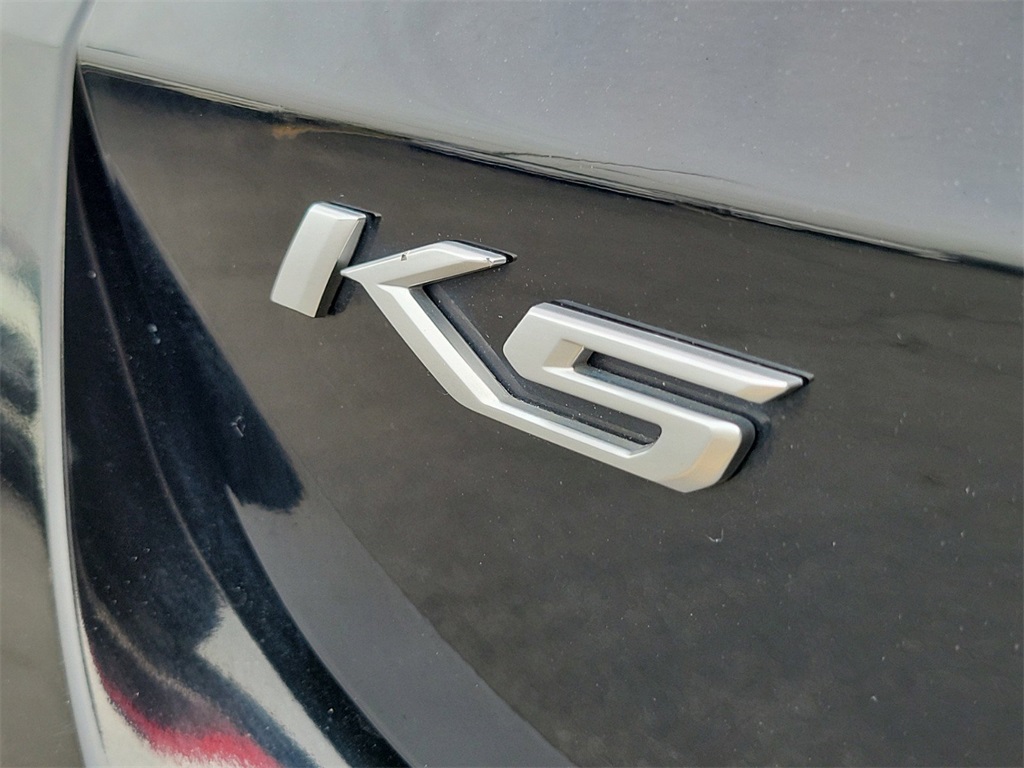 2022 Kia K5 LXS 8