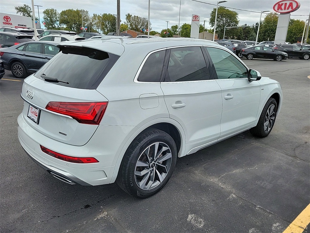 2022 Audi Q5 45 S line Premium Plus 6