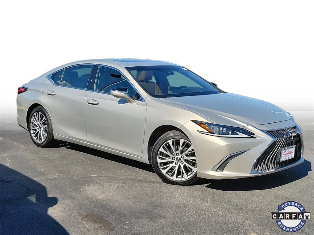 2019 Lexus ES  1