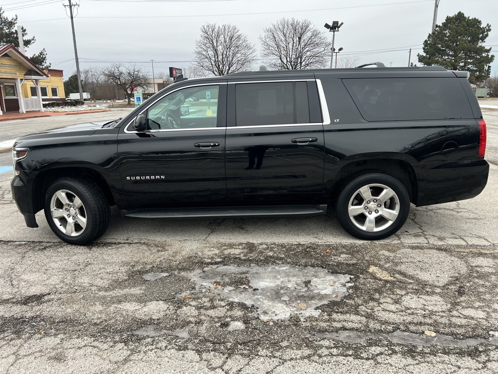 2016 Chevrolet Suburban LT 5