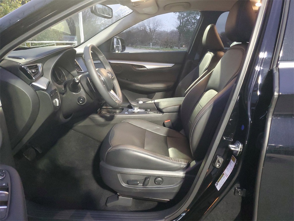 2021 INFINITI QX50 ESSENTIAL 12